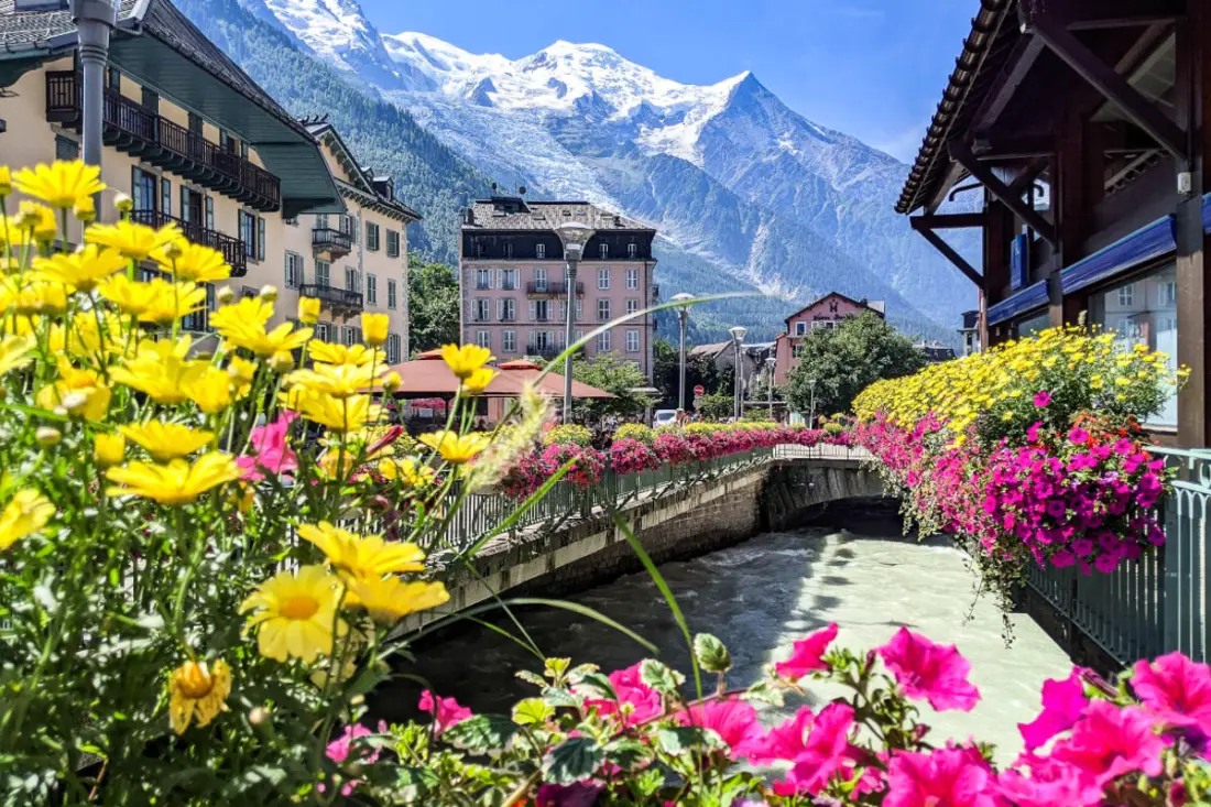 Chalet Chamonix • Vue Mont-blanc • Jardin • 8 Pers