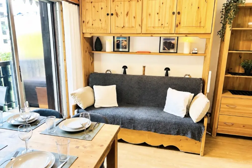 Vue Mont-blanc • Ski Aux Pieds • Parking