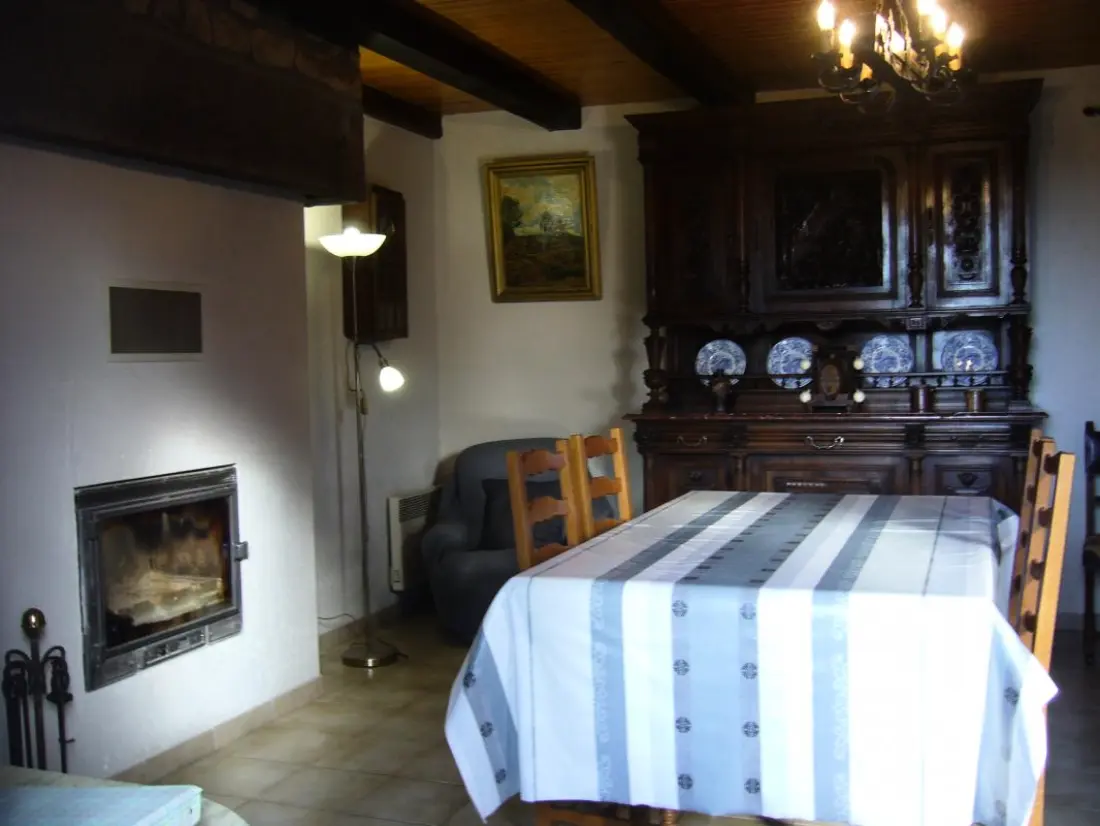 Gîte de France à Champcervon  1