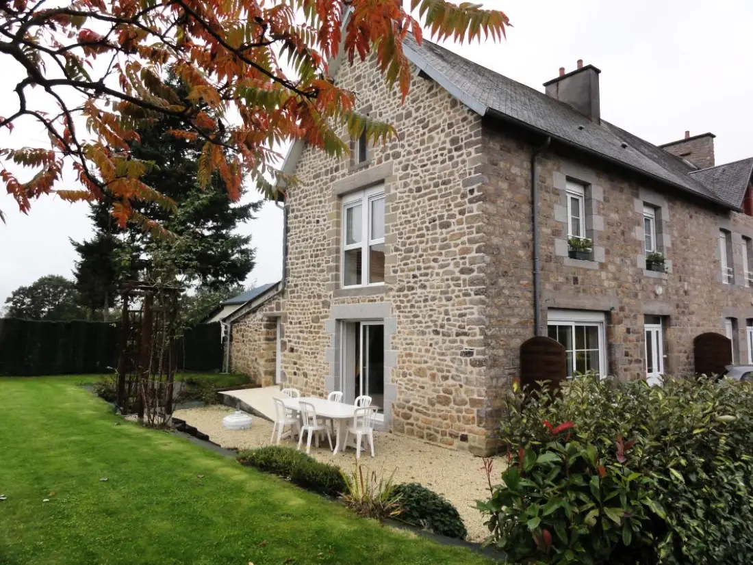 Gîte de France à Champcervon  2