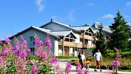 village club mileade de chapelle des bois chapelle des bois