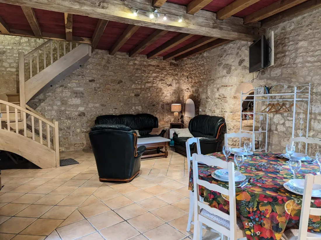 Maison de Vacances Charras 2