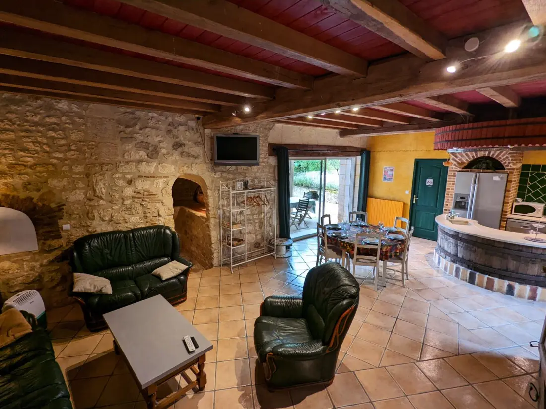 Maison de Vacances Charras 2