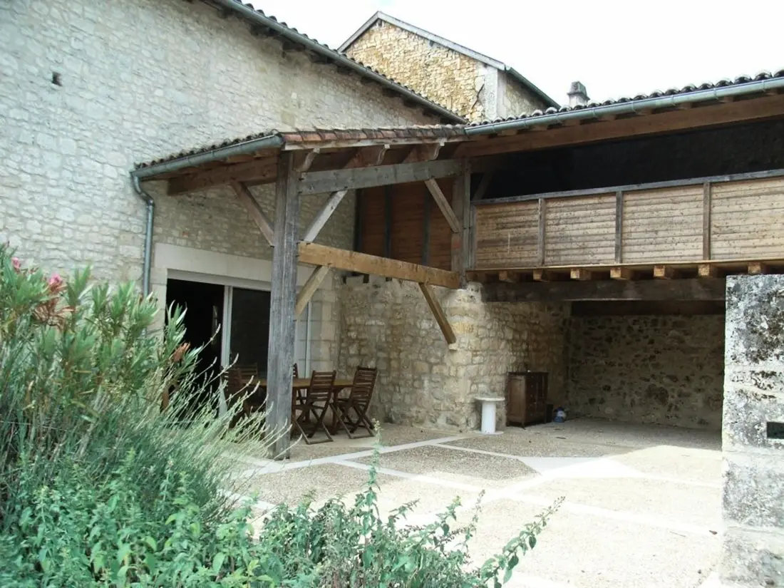 Maison de Vacances Charras 2