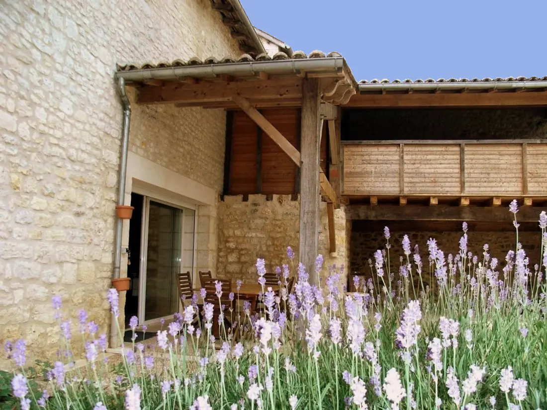 Maison de Vacances Charras 2