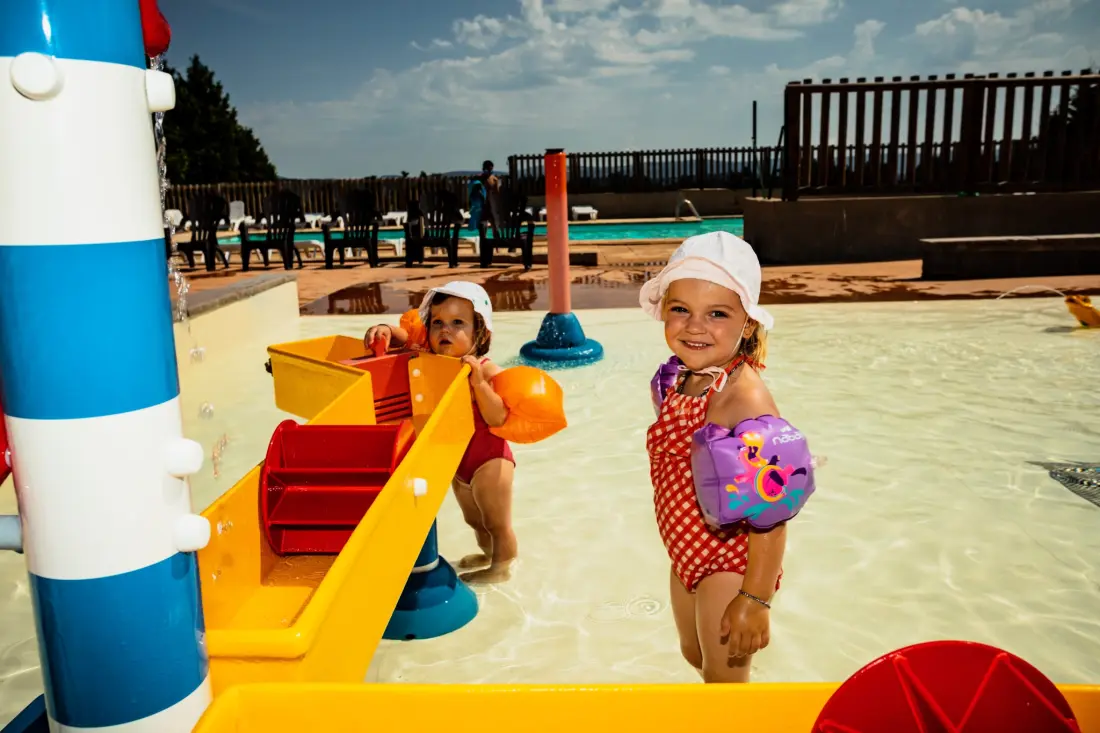 Camping Les Sous Bois du Lac 3 étoiles★★★