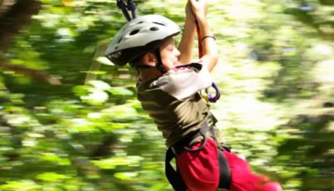 Camping Les Sous Bois du Lac 3 étoiles★★★