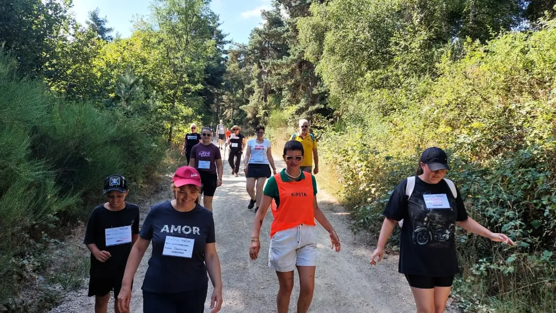 Camping Les Sous Bois du Lac 3 étoiles★★★