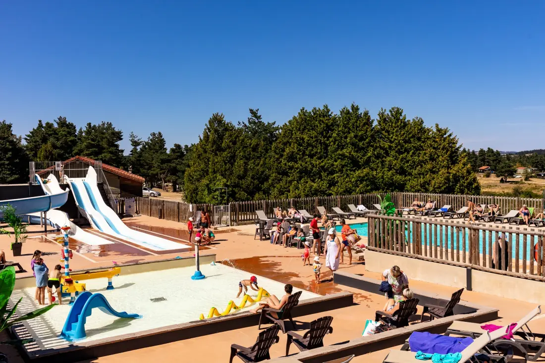 Camping Les Sous Bois du Lac 3 étoiles★★★