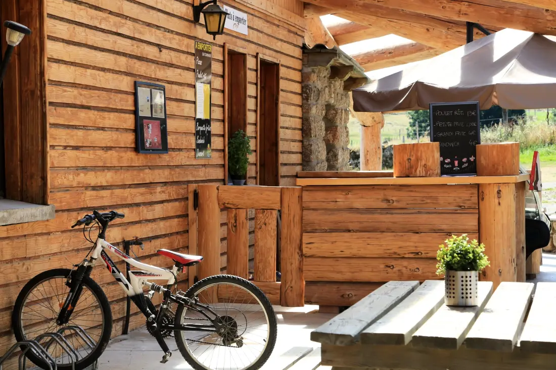 Camping Les Sous Bois du Lac 3 étoiles★★★