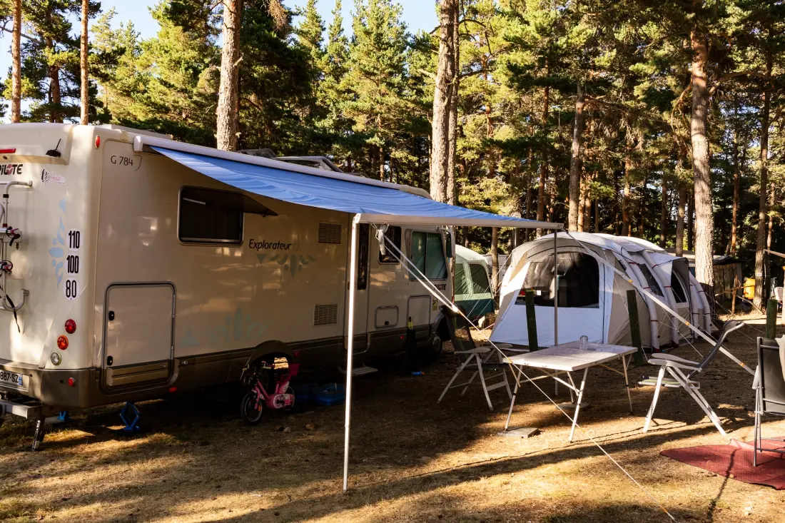 Camping Les Sous Bois du Lac 3 étoiles★★★