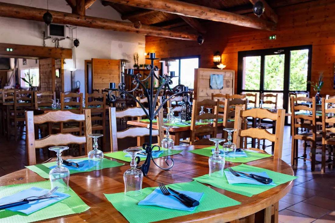 Camping Les Sous Bois du Lac 3 étoiles★★★