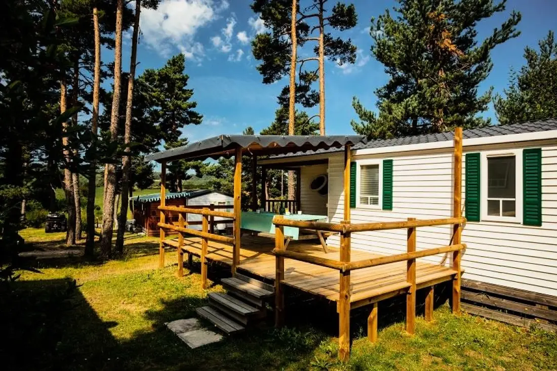 Camping Les Sous Bois du Lac 3 étoiles★★★