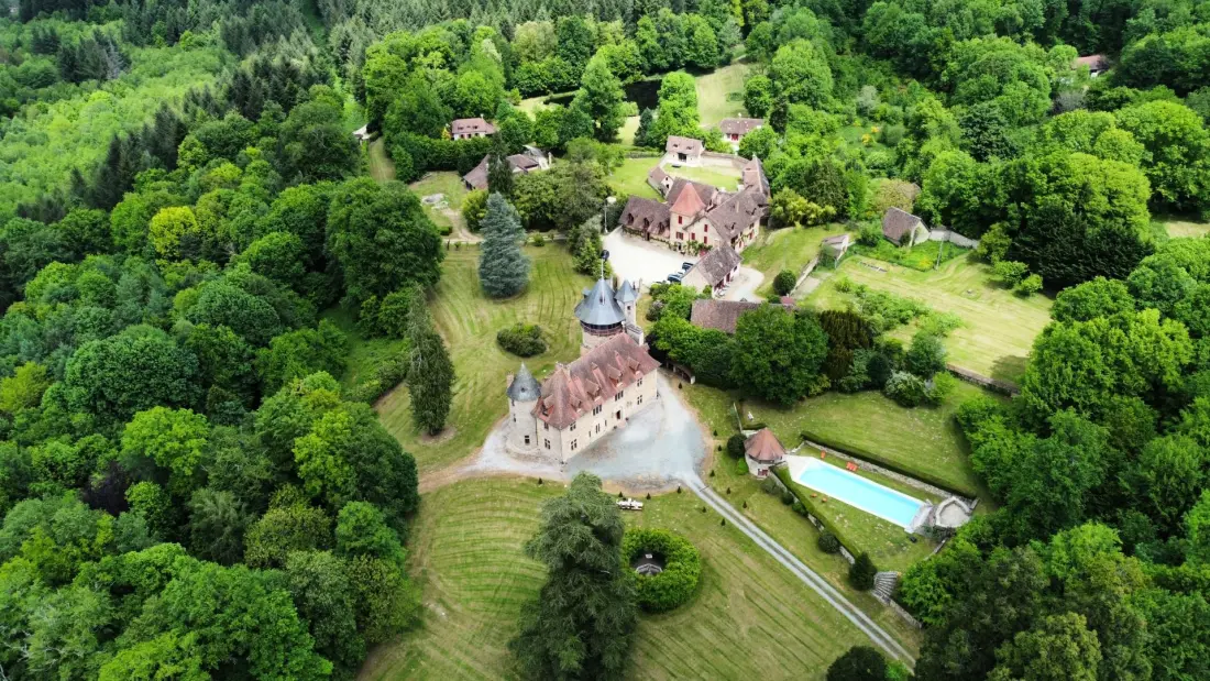 Gîte de France Marie antoinette et la maison des bois 3 épis