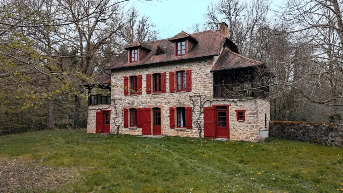 Gîte de France Marie antoinette et la maison des bois 3 épis