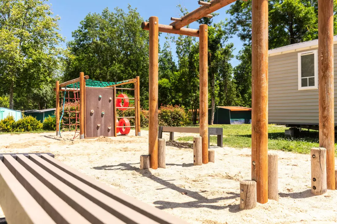 Camping Le Château de Galaure2 étoiles★★