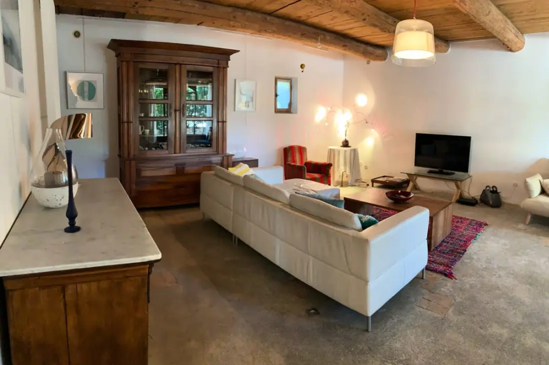 Beau Mas Provençal Avec Piscine