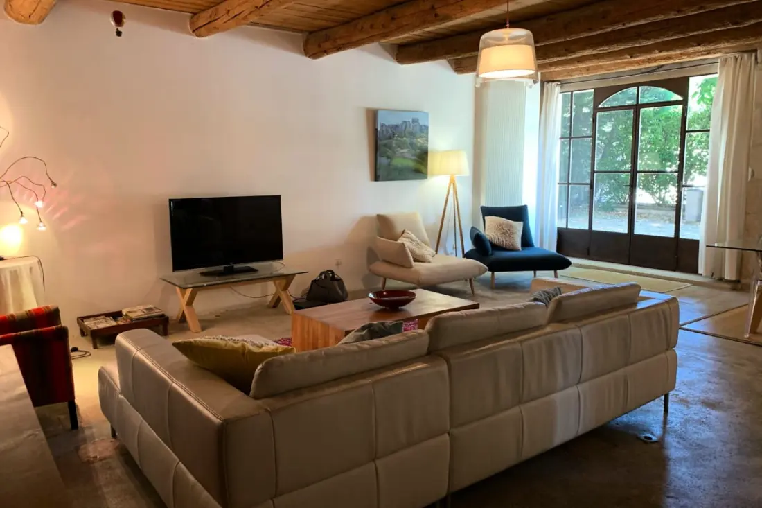 Beau Mas Provençal Avec Piscine