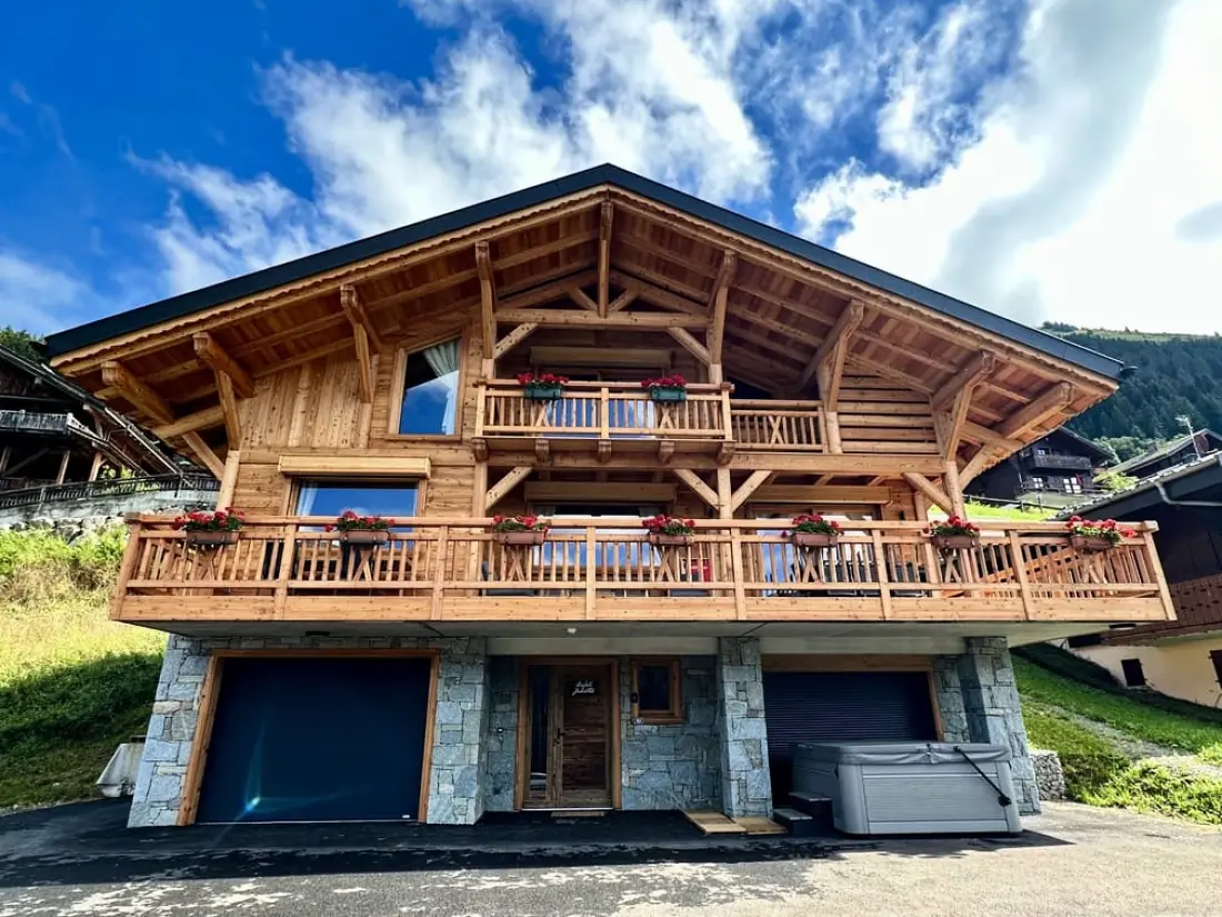 CHALET 10 PERSONNES