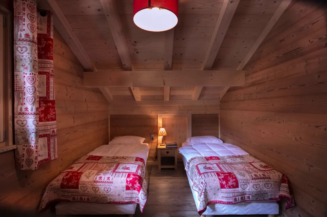 CHALET 10 PERSONNES