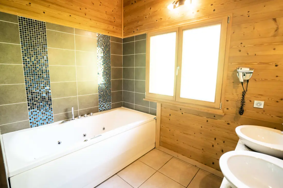 CHALET 15 PERSONNES