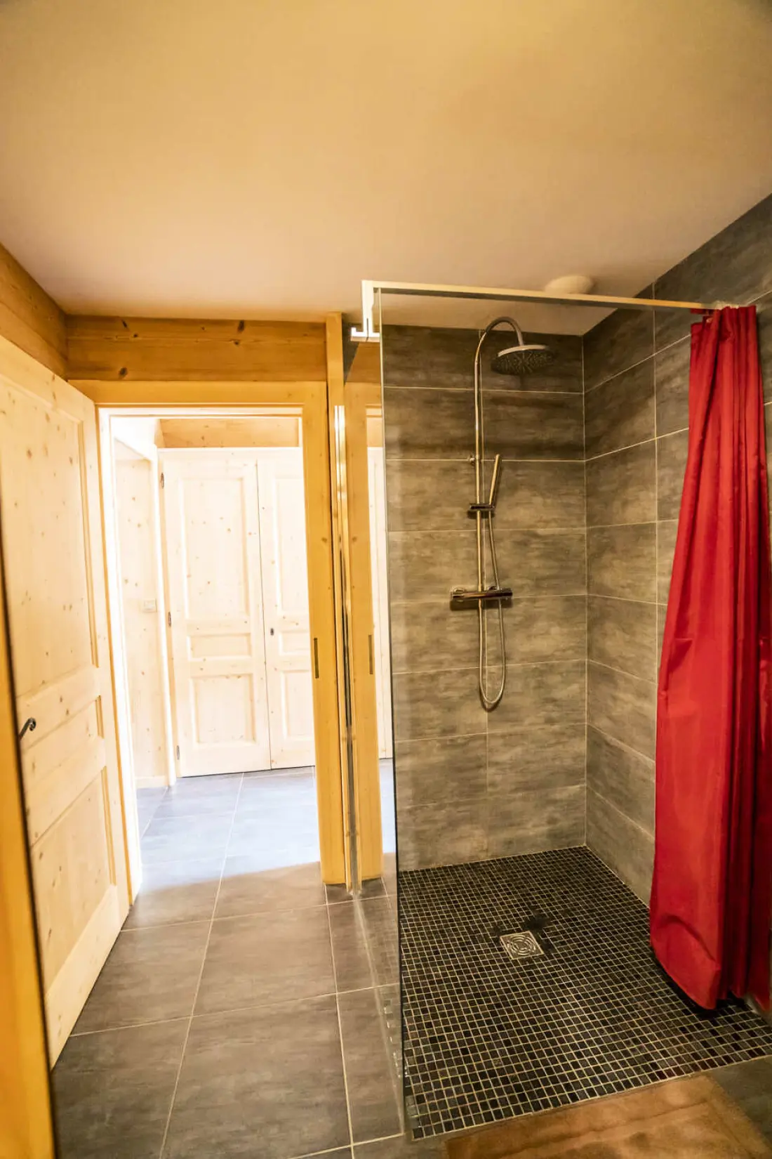CHALET 15 PERSONNES