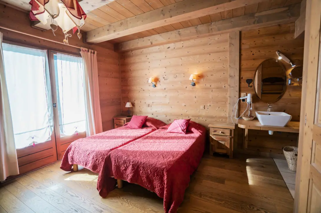 CHALET 15 PERSONNES