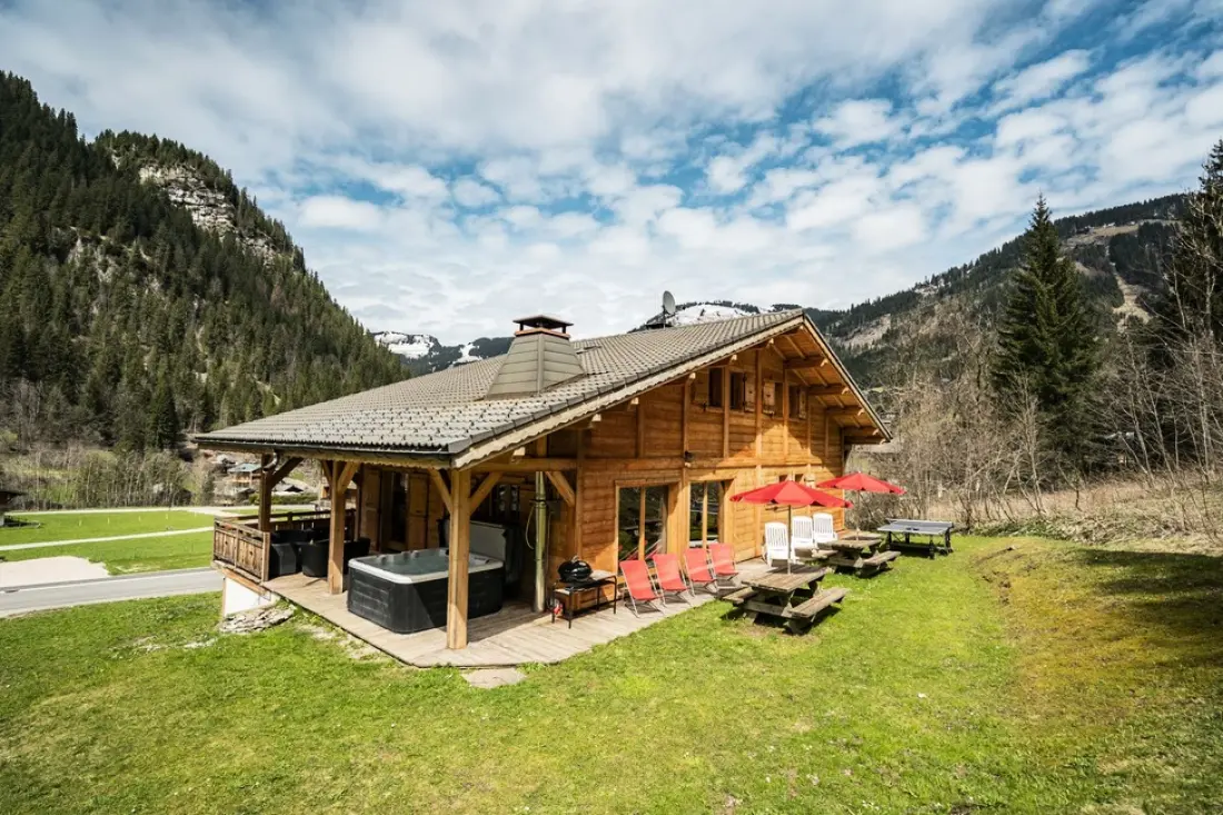 CHALET 15 PERSONNES