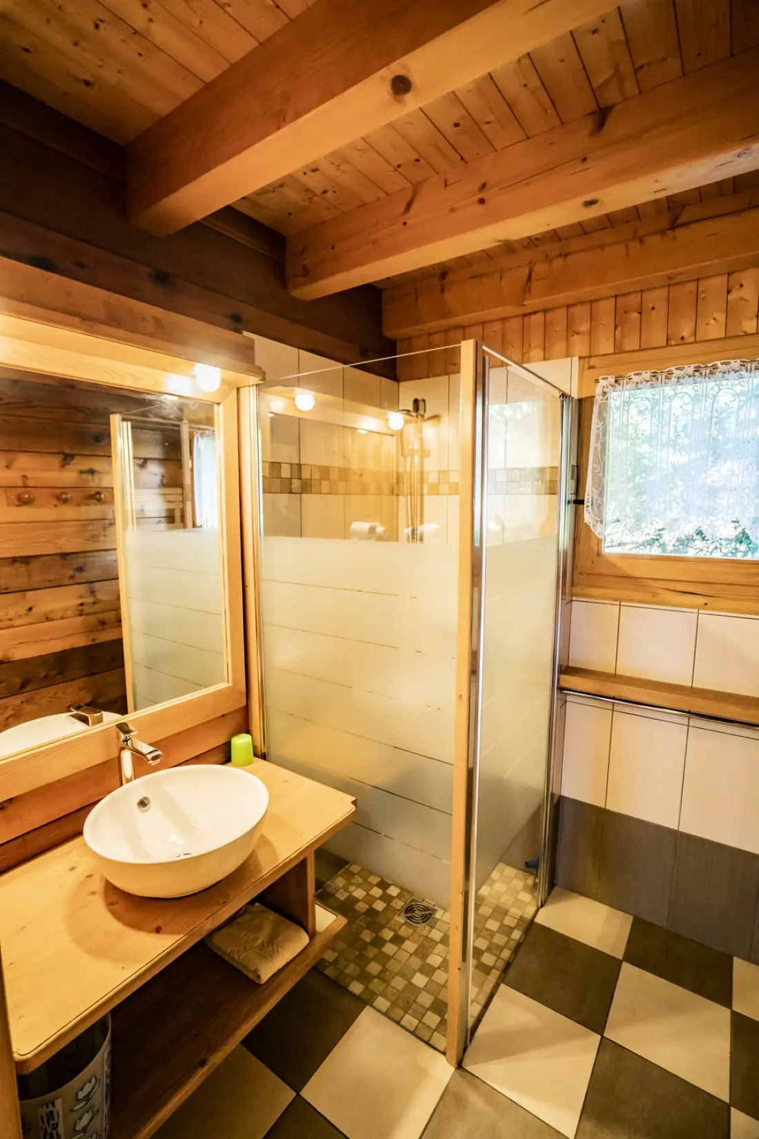 CHALET 9 PERSONNES
