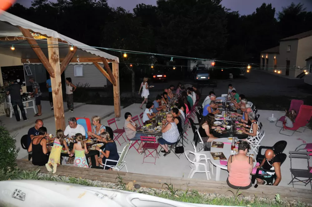 Camping Le Coin Charmant 3 étoiles★★★