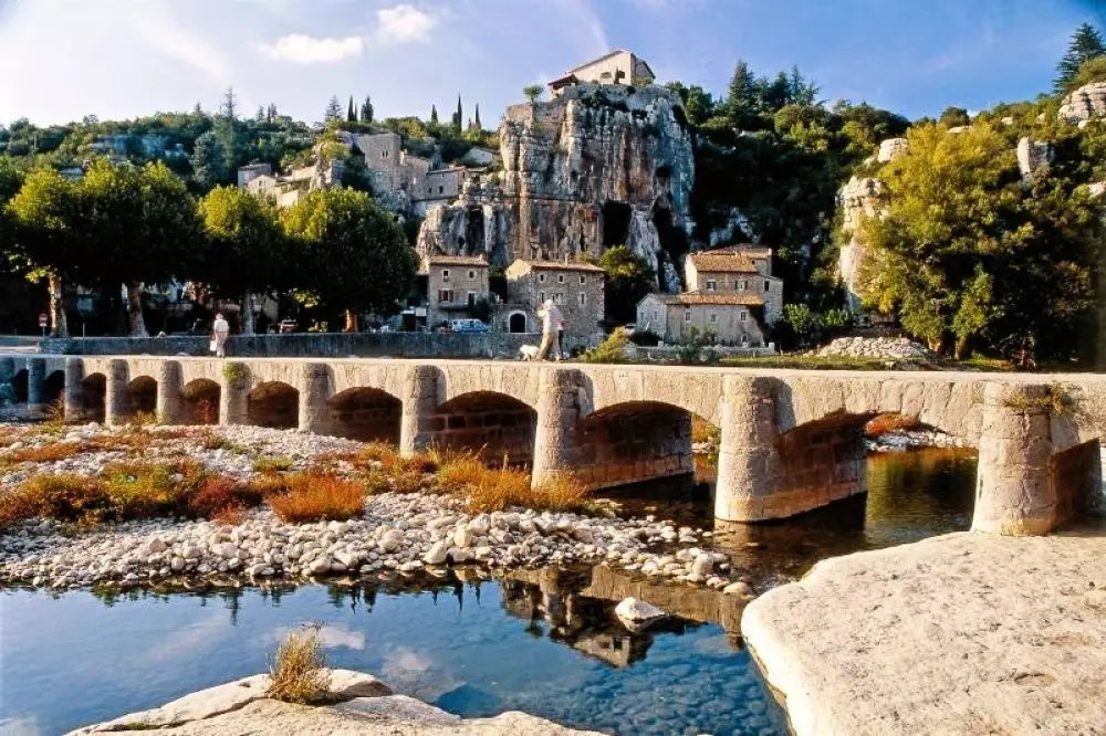 Camping Le Coin Charmant 3 étoiles★★★