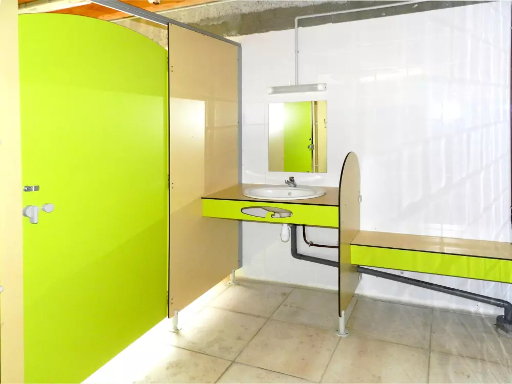 Camping Le Coin Charmant 3 étoiles★★★