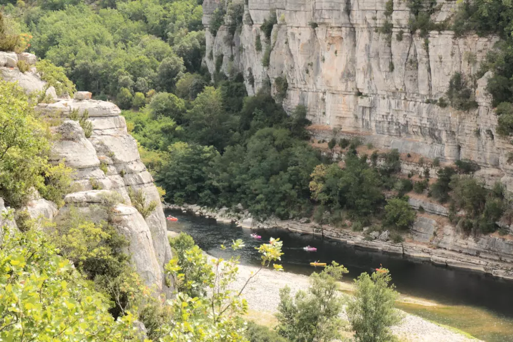 Camping Le Coin Charmant 3 étoiles★★★