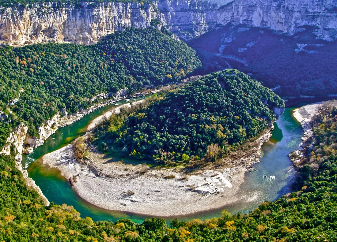 Camping Le Coin Charmant 3 étoiles★★★