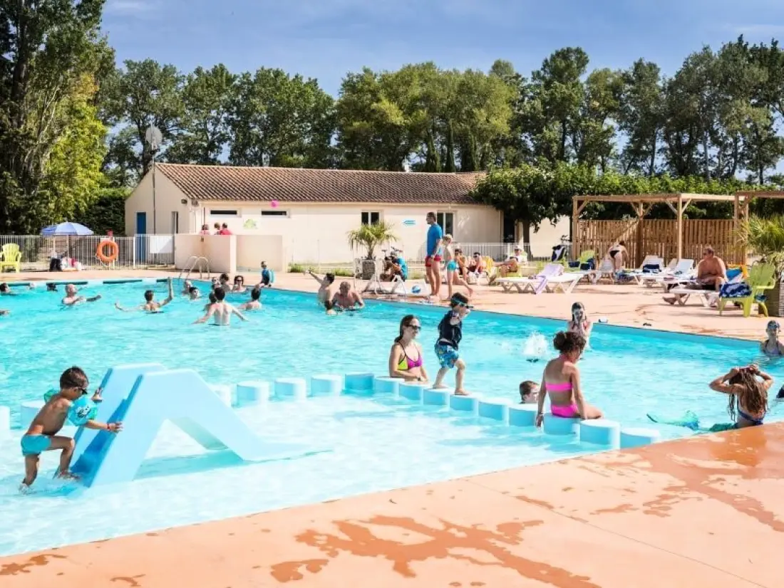 Camping Les Rives du Luberon4 étoiles★★★★