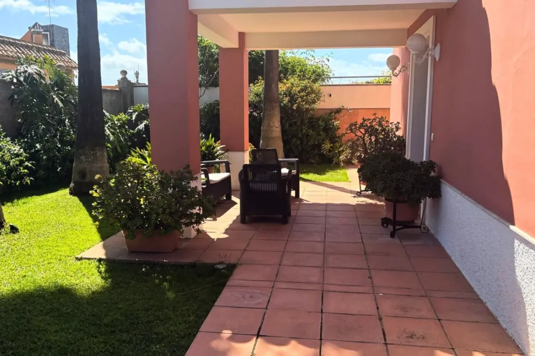 Villa Familiale à Quelques Mètres De La Plage !