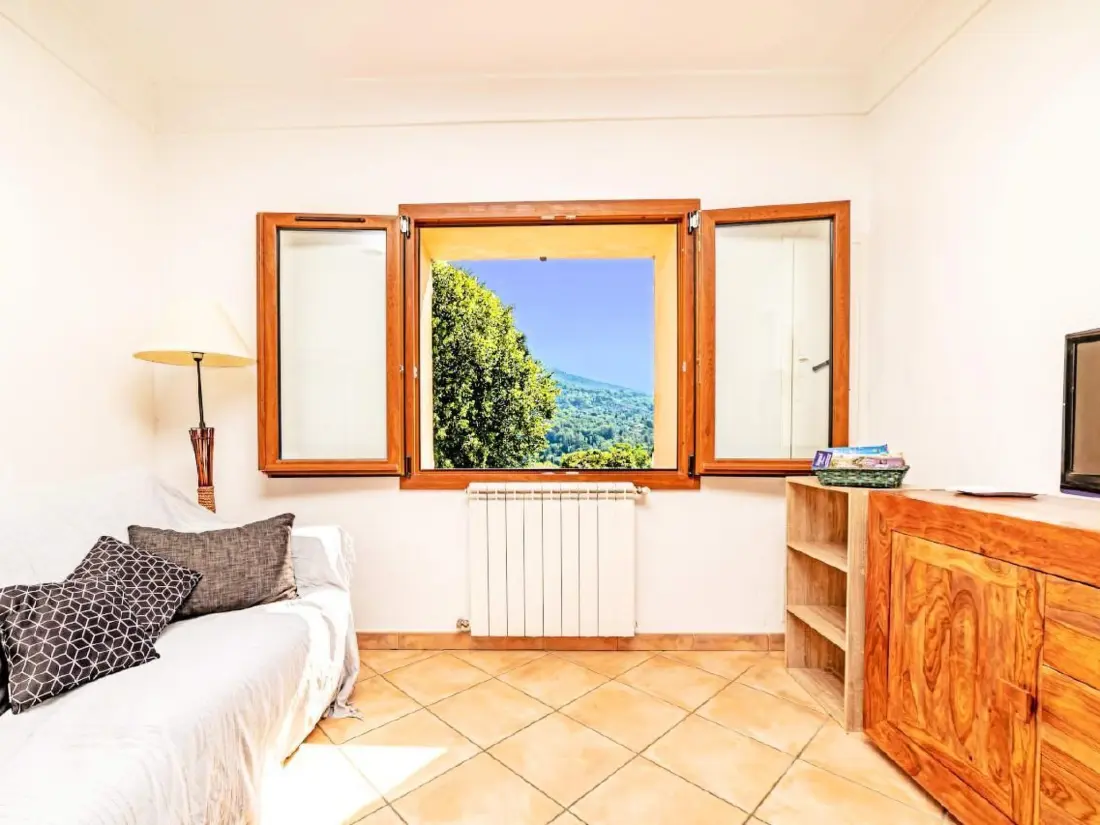 Résidence Locations-06 - das haus von noelie 1. stock