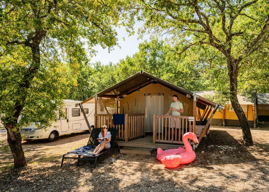 Camping Cisano & San Vito 4 étoiles★★★★