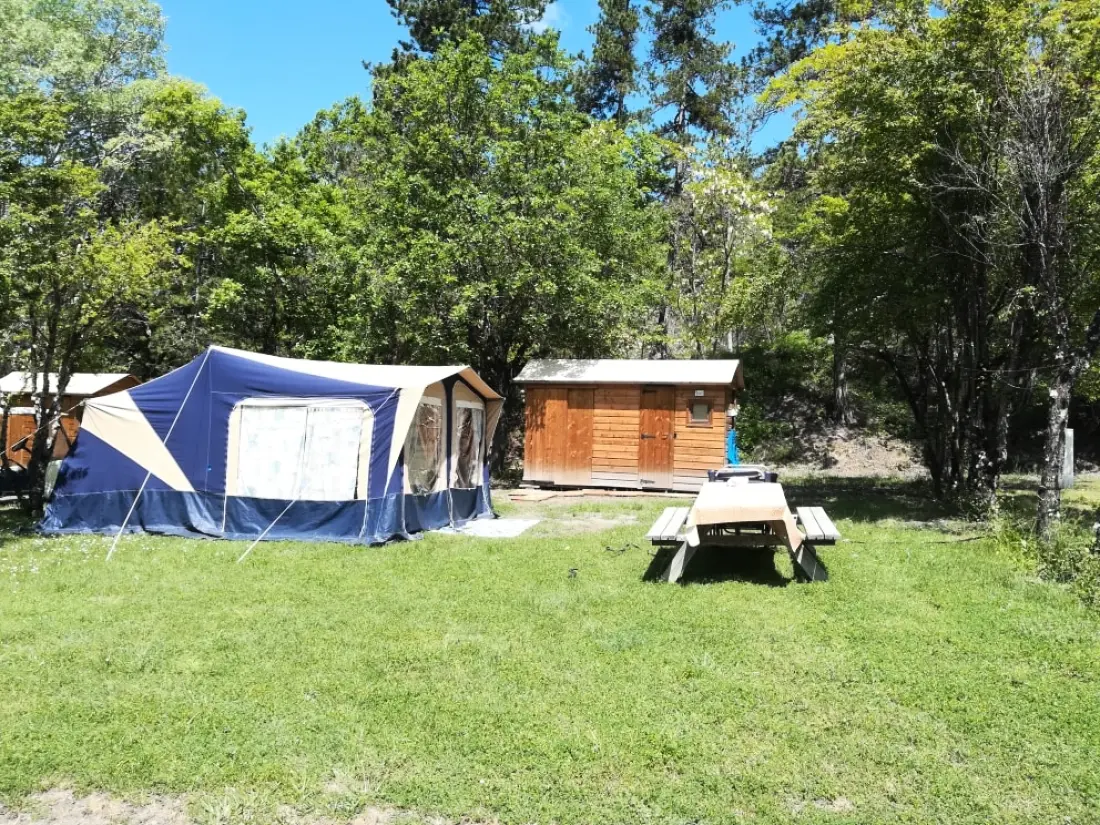 Flower Camping Le Clot du Jay 3 étoiles★★★