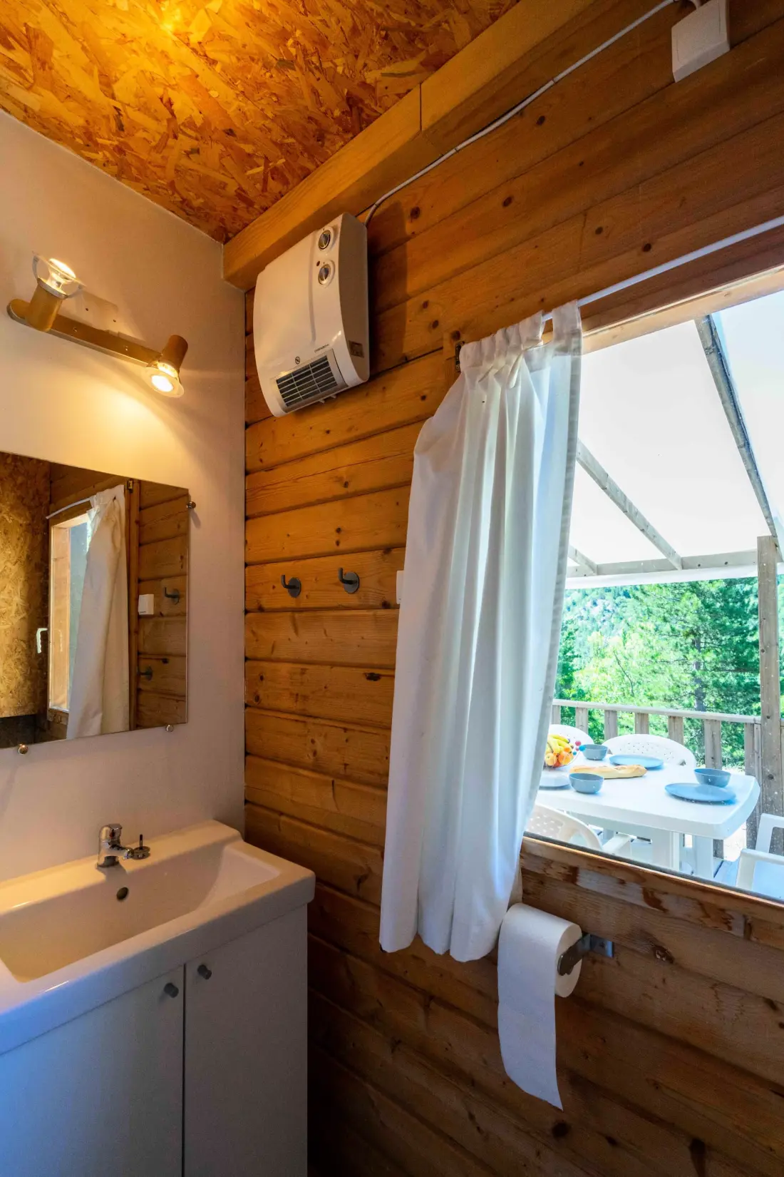 Flower Camping Le Clot du Jay 3 étoiles★★★