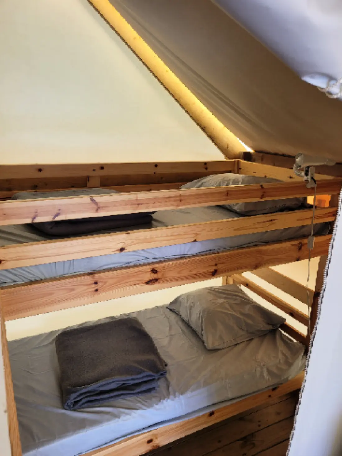 Flower Camping Le Clot du Jay 3 étoiles★★★