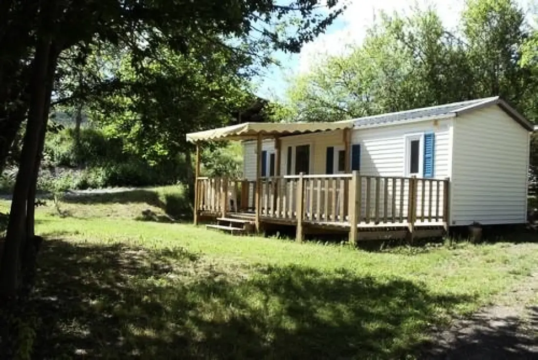 Flower Camping Le Clot du Jay 3 étoiles★★★