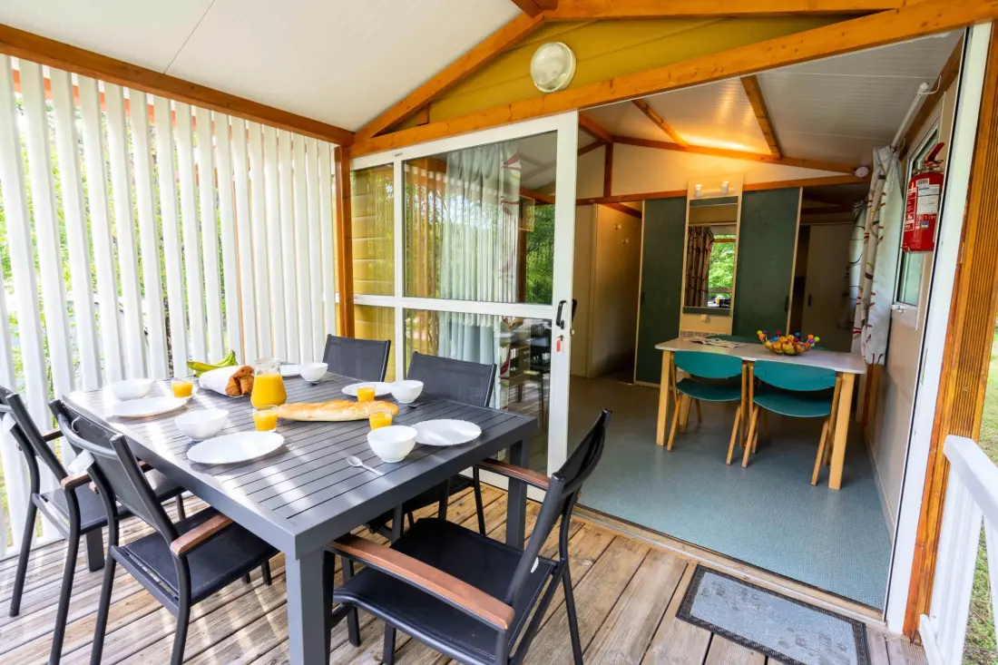 Flower Camping Le Clot du Jay 3 étoiles★★★