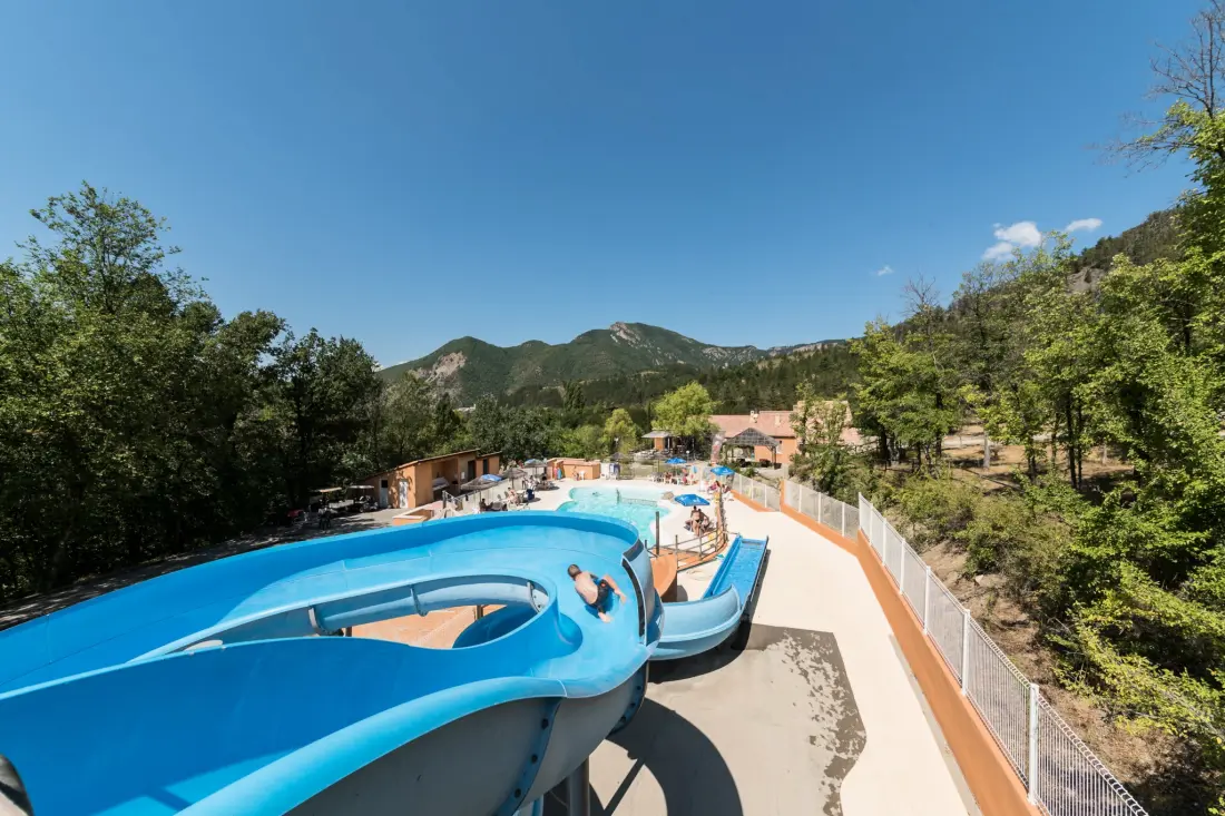 Flower Camping Le Clot du Jay 3 étoiles★★★
