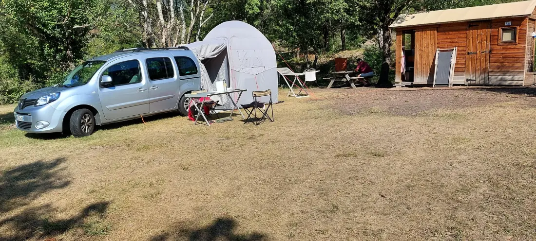 Flower Camping Le Clot du Jay 3 étoiles★★★