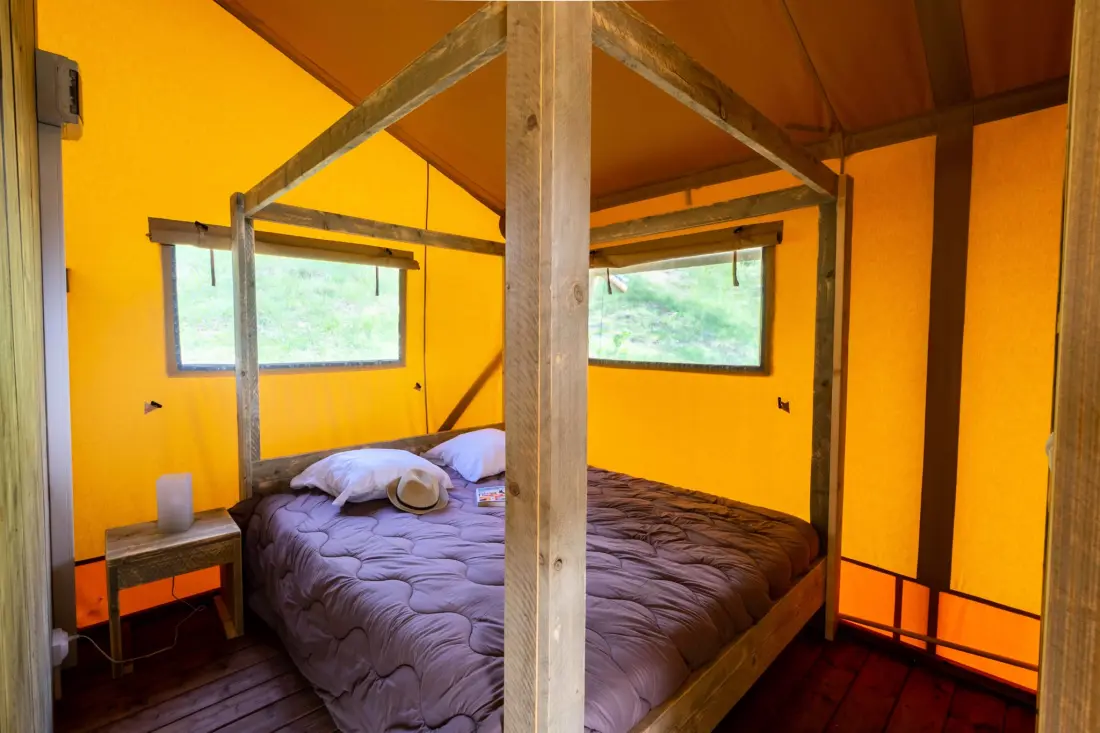 Flower Camping Le Clot du Jay 3 étoiles★★★