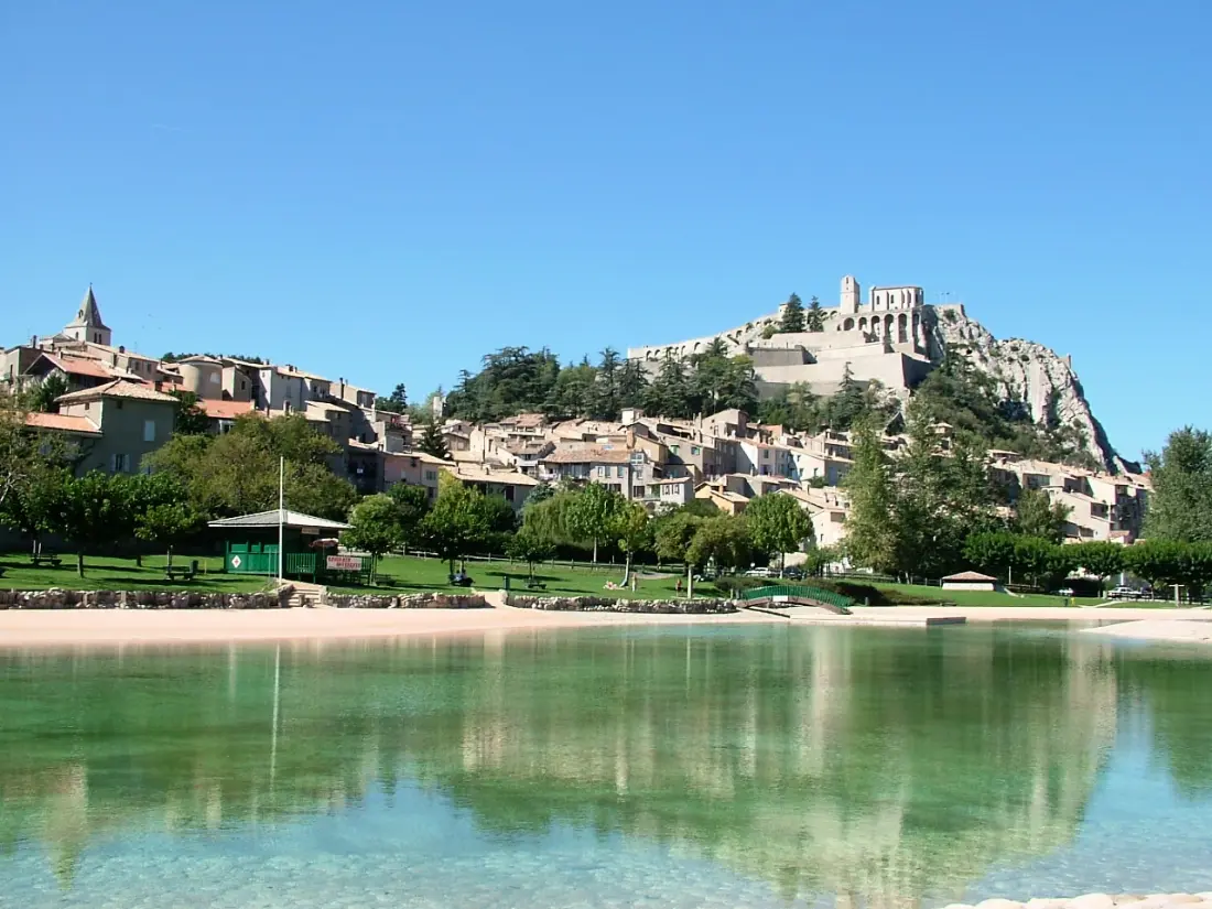 Flower Camping Le Clot du Jay 3 étoiles★★★