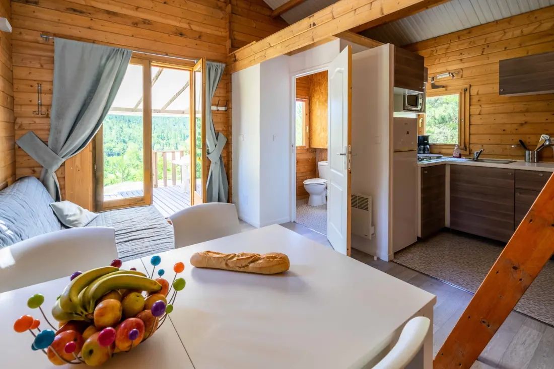 Flower Camping Le Clot du Jay 3 étoiles★★★