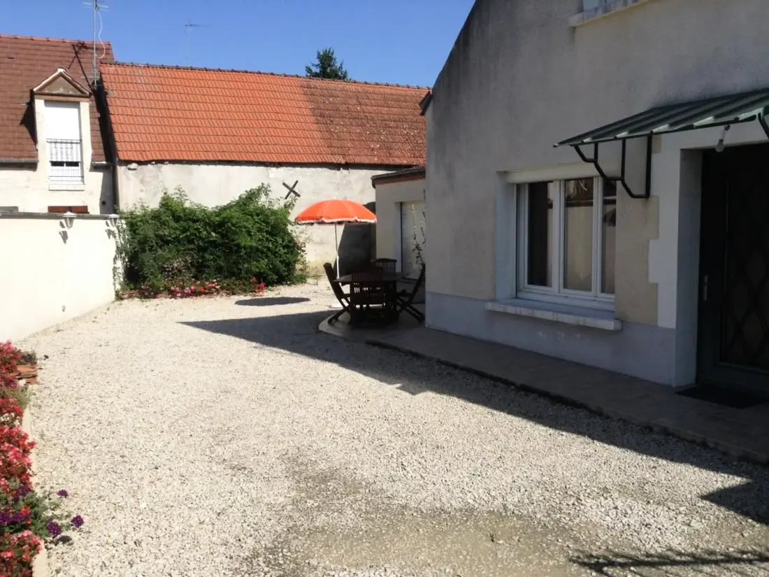 Maison de Vacances Cléry-Saint-André 3