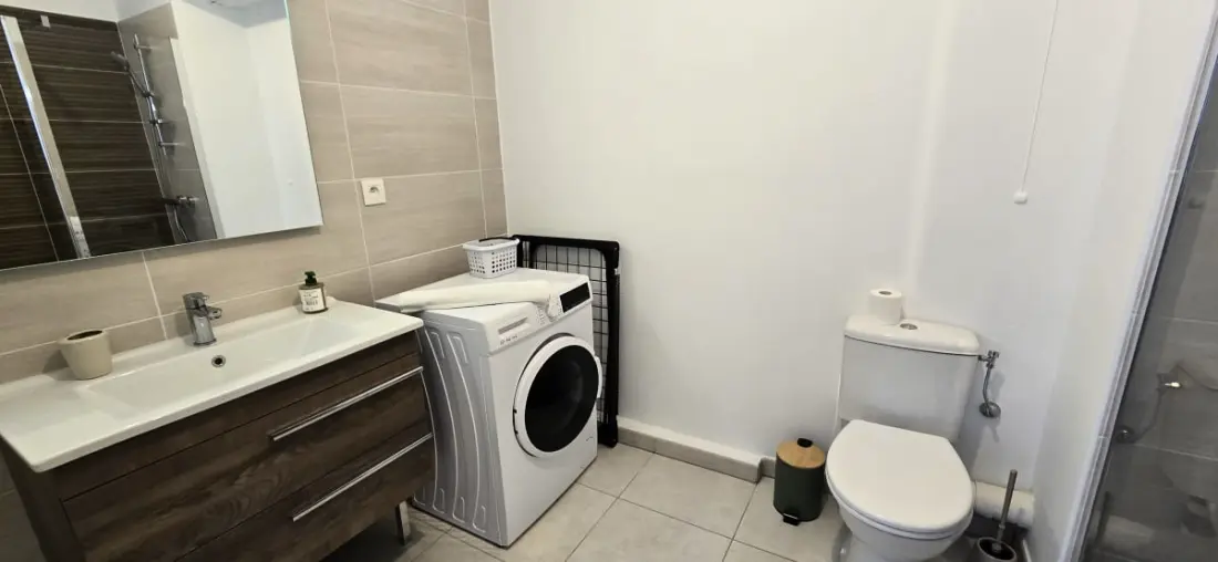 Bel Appartement Pour 2 Avec Balcon